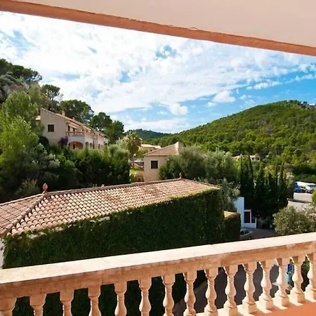 Hotel Na Taconera 4*