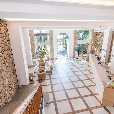 Na Taconera Hotel