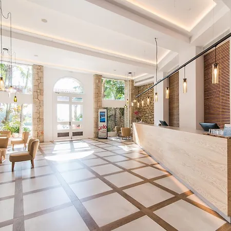 Na Taconera Hotel